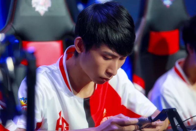 榜上处于不